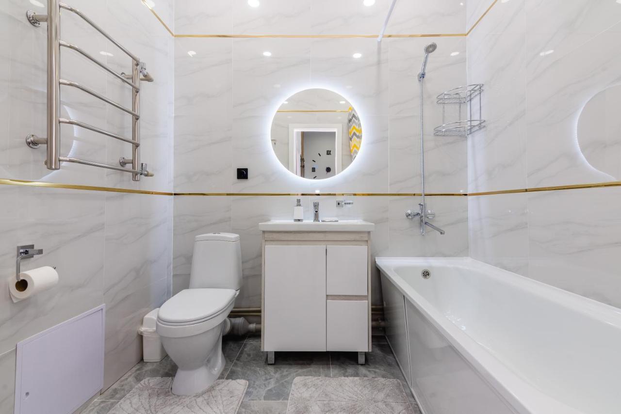 Heaven 10 Apartment Almaty Luaran gambar