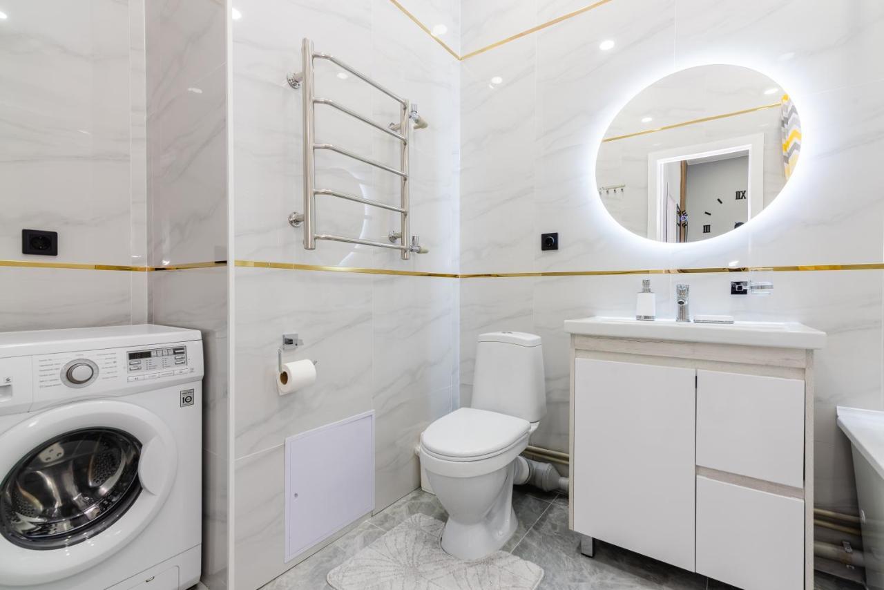 Heaven 10 Apartment Almaty Luaran gambar