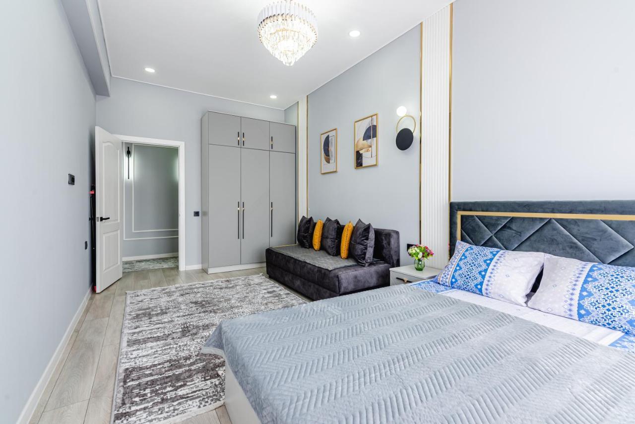 Heaven 10 Apartment Almaty Luaran gambar