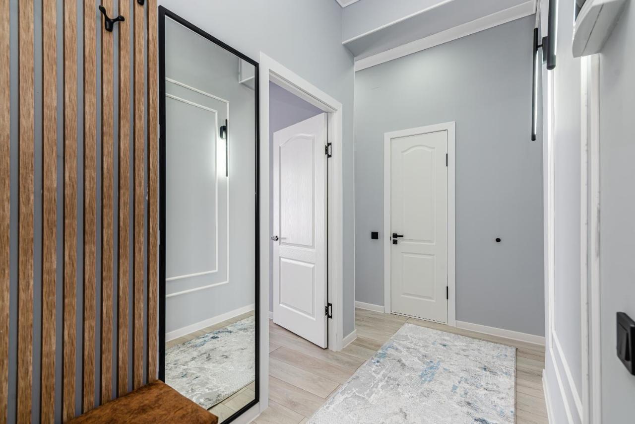 Heaven 10 Apartment Almaty Luaran gambar