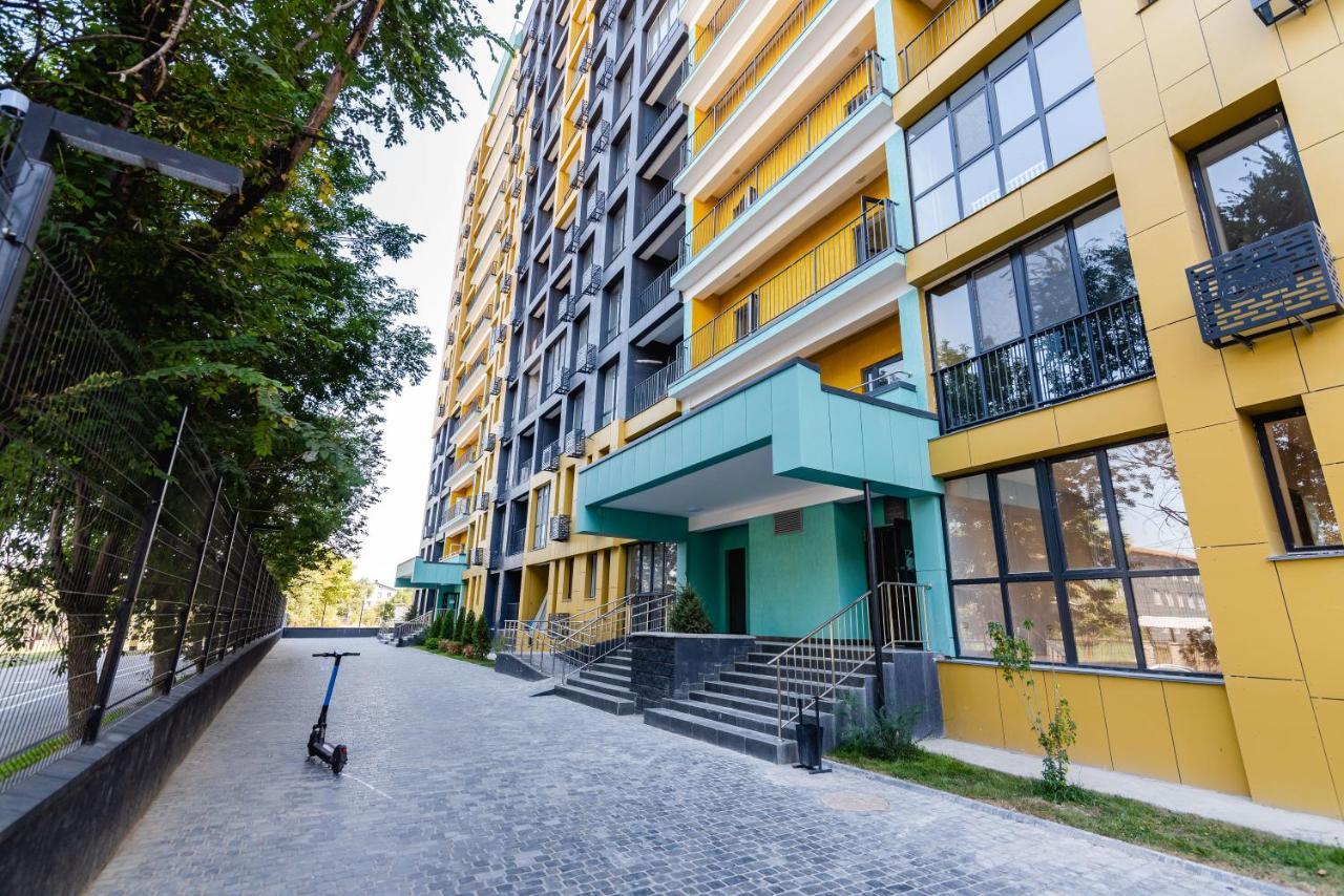 Heaven 10 Apartment Almaty Luaran gambar