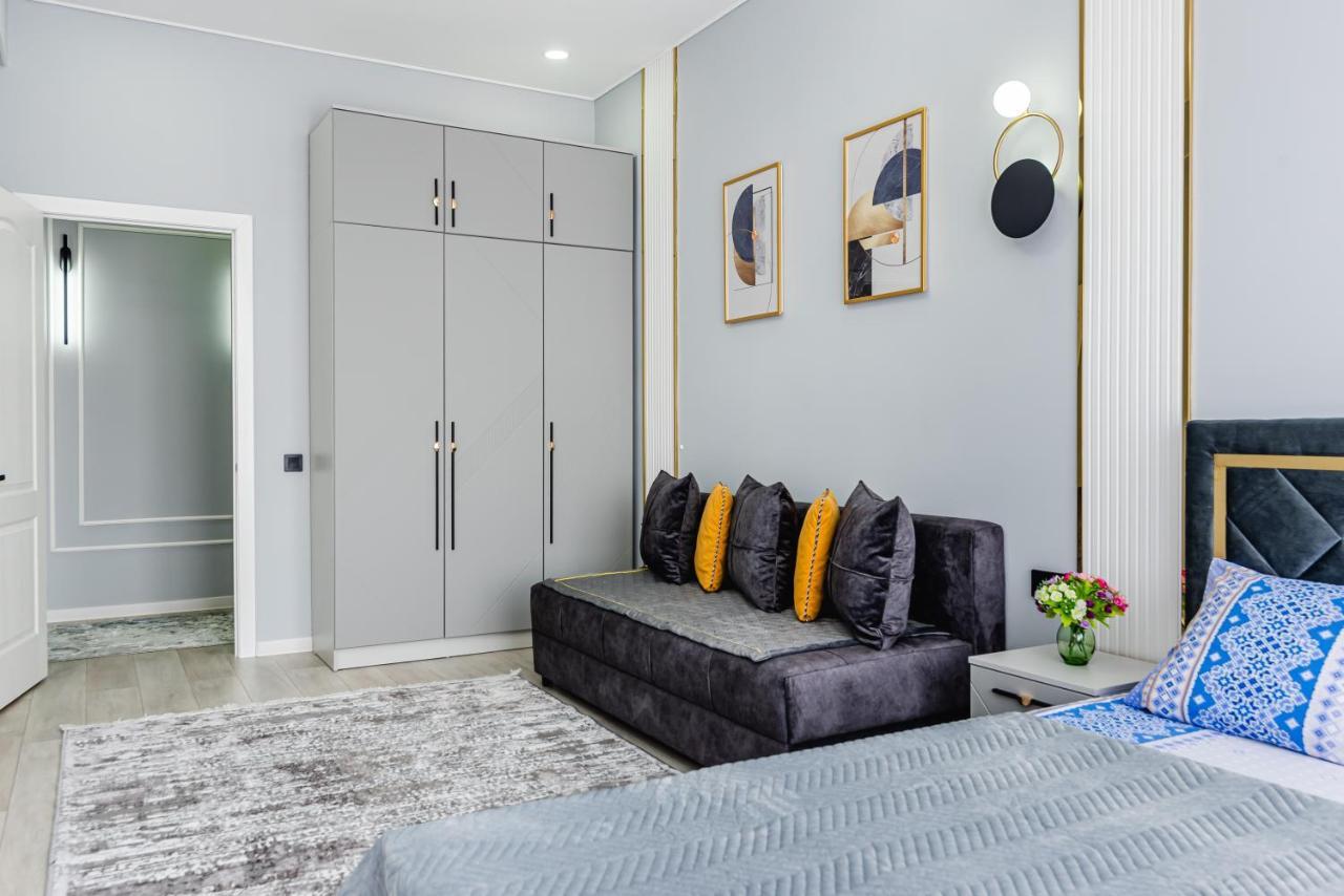 Heaven 10 Apartment Almaty Luaran gambar