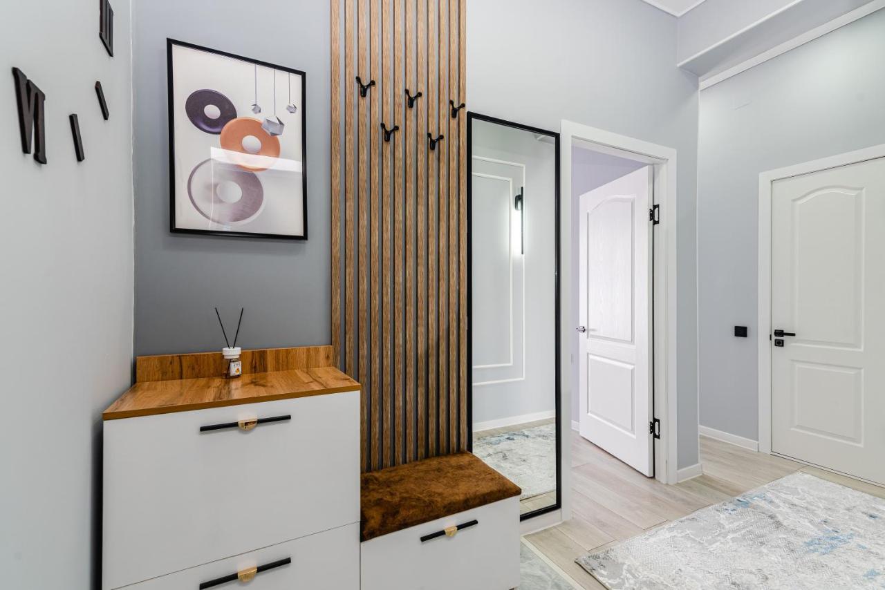 Heaven 10 Apartment Almaty Luaran gambar