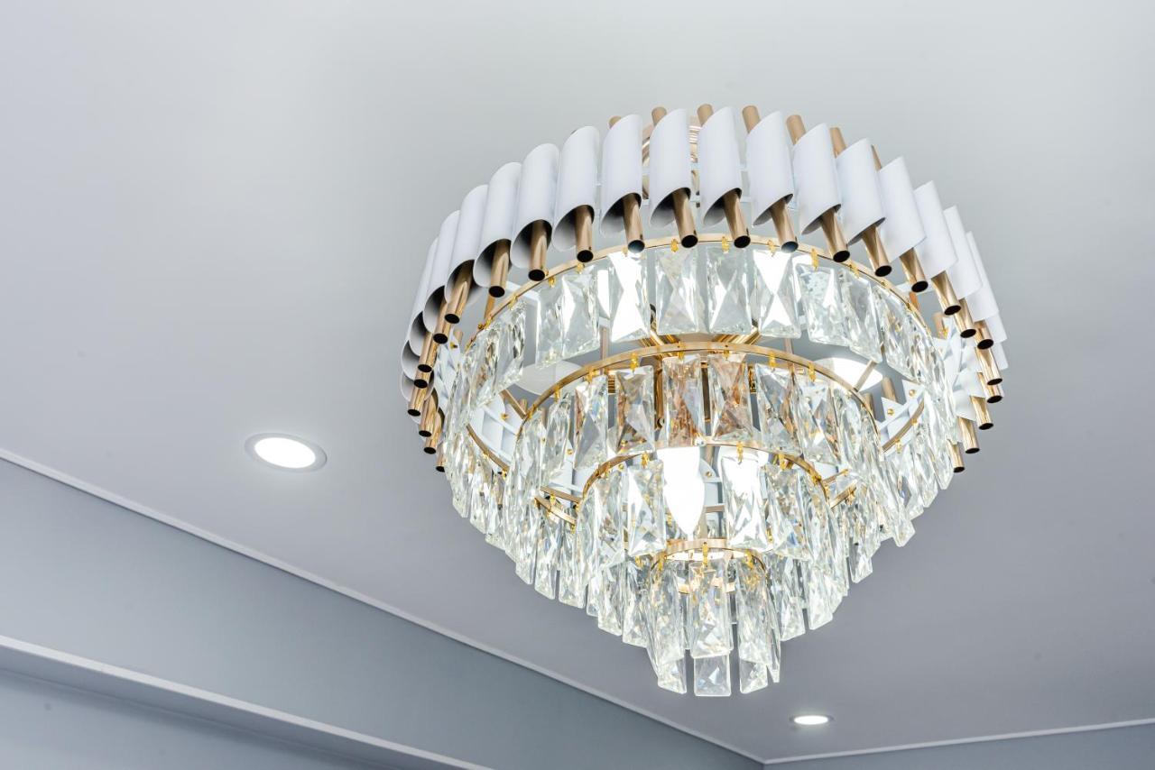Heaven 10 Apartment Almaty Luaran gambar