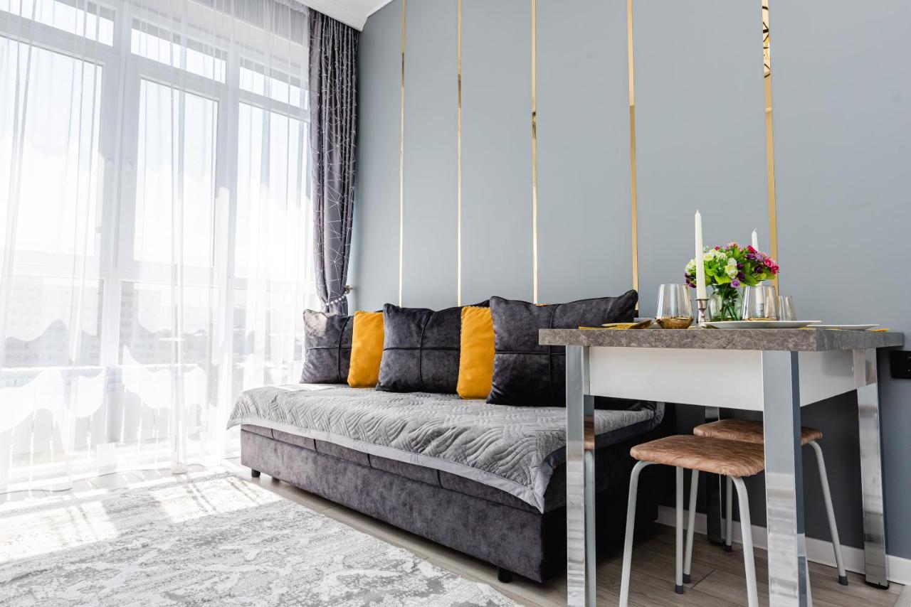 Heaven 10 Apartment Almaty Luaran gambar