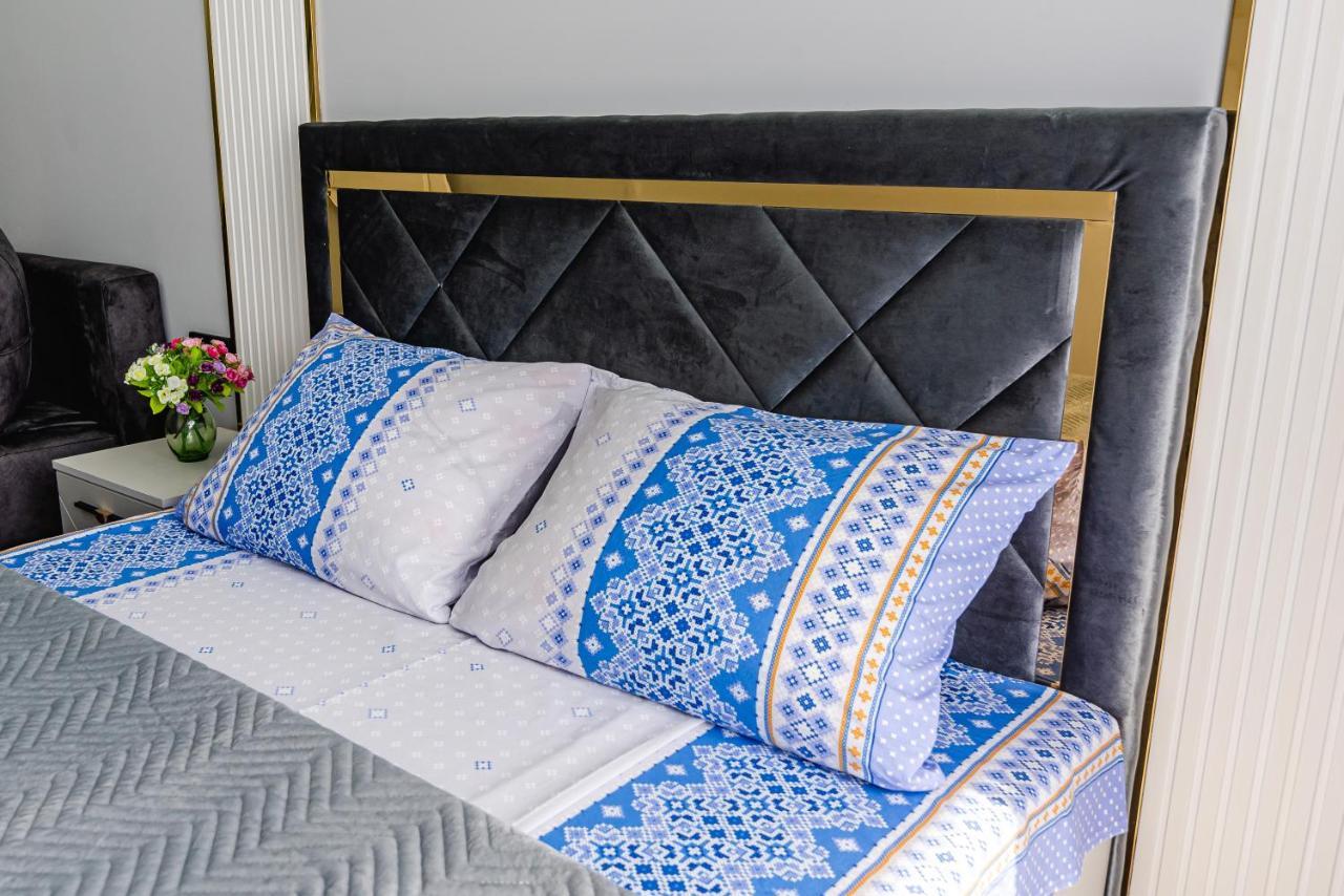 Heaven 10 Apartment Almaty Luaran gambar